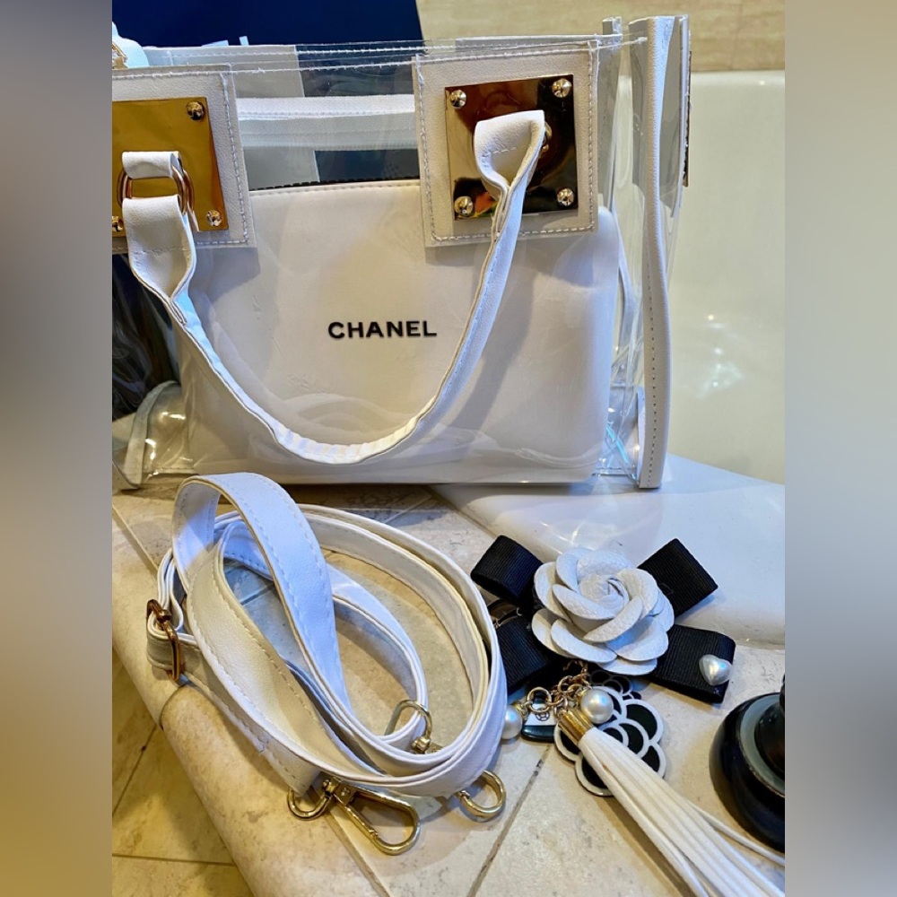 Chanel White Clear Tote Bag with Flower Charm - Picture 4 of 9